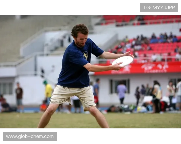 飞盘深度探索：揭秘杭州飞盘队如何实现战术转换与团队协作